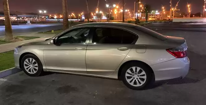 Usado Honda Accord Venta en Doha #5735 - 1  image 